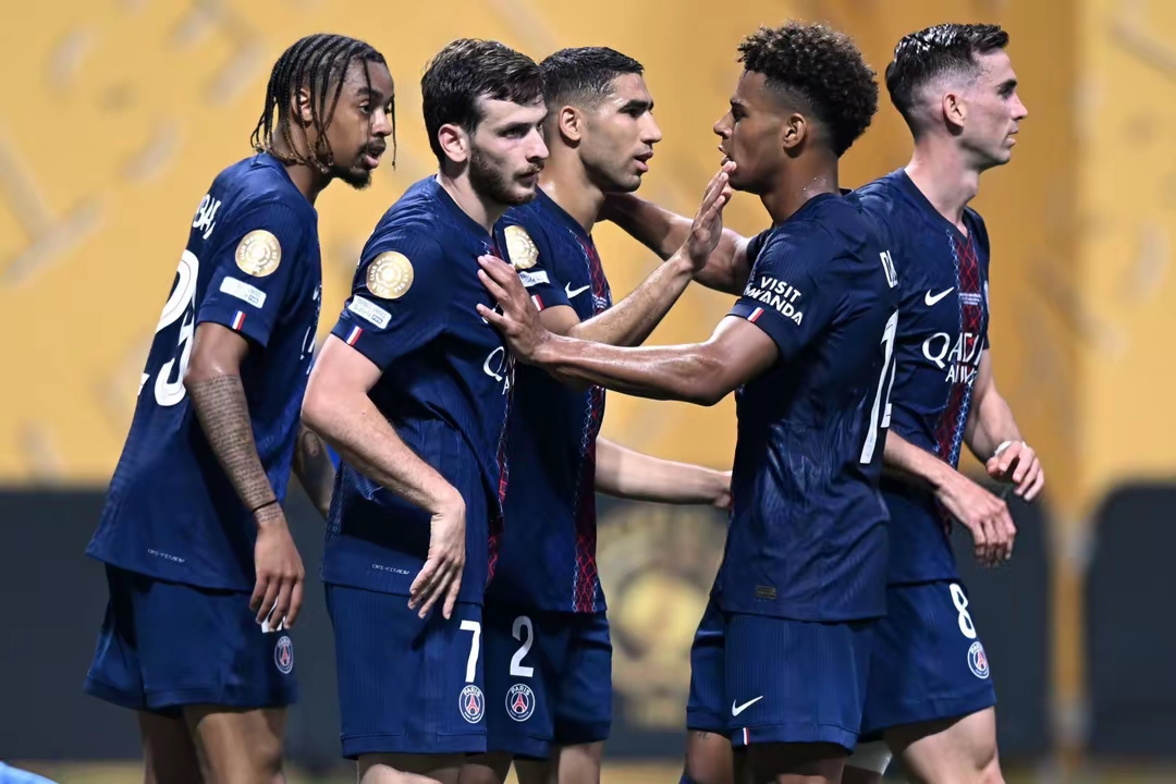 九游-关于今晨利物浦备战法国杯，刷新队史纪录细节曝光，震撼外界，身体对抗强度拉满的信息