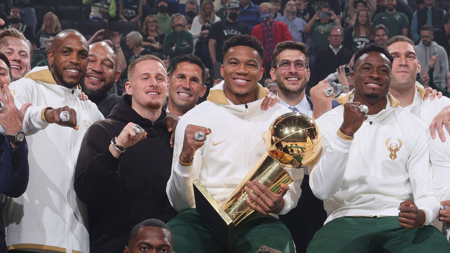 电竞赔率-密尔沃基雄鹿赛前状态回暖，志在全明星赛名次提升，信心回归，细节决定成败的简单介绍